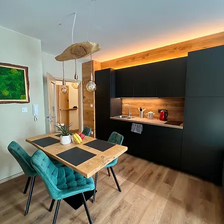 Apartman Dubovy Dul Černý Dŭl Exterior photo